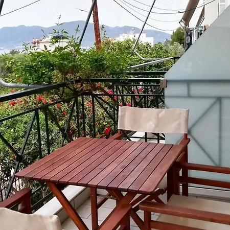 Nefeli Λουτρά Αιδηψού