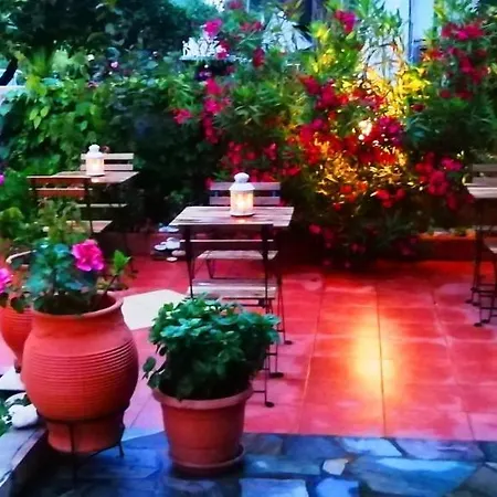 Nefeli * Λουτρά Αιδηψού