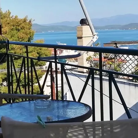 Nefeli Apartment *