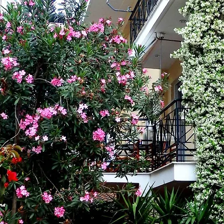 Apartment Nefeli *